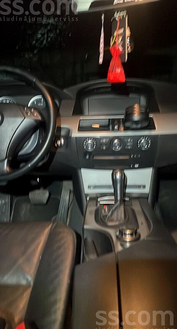 BMW 525 — foto 2