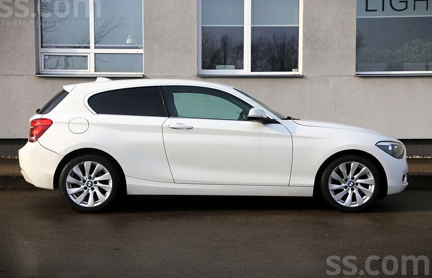 BMW 118 — foto 3