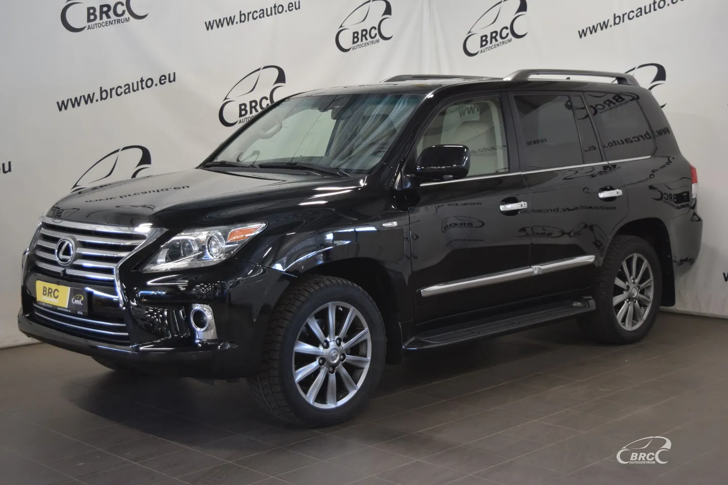 Lexus LX 570, 2010. gads