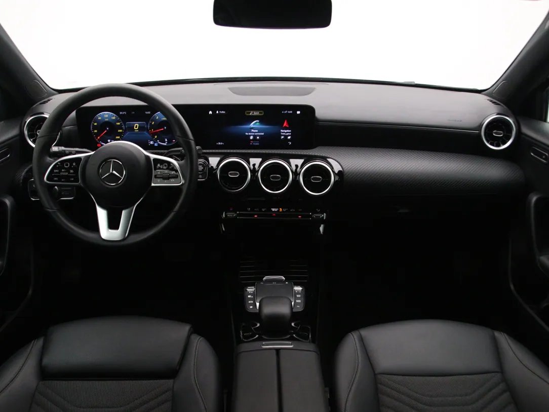 MERCEDES BENZ A200 — foto 3