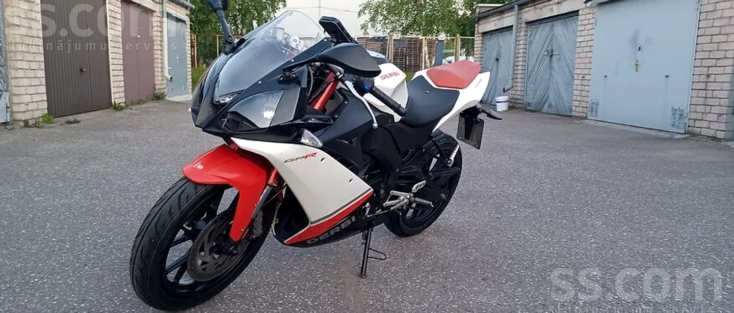 Aprilia Rs 4, 2011. gads