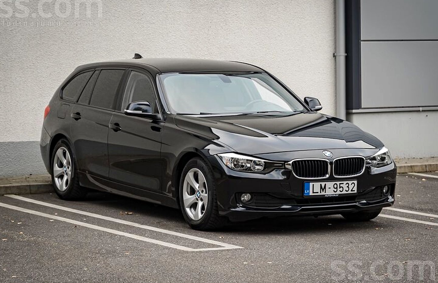 BMW 320 — foto 3