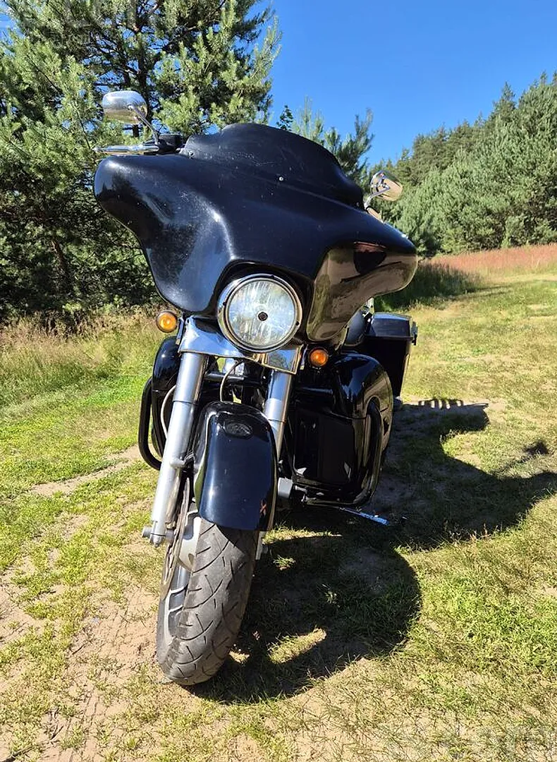 Harley-Davidson Street glide, 2013. gads