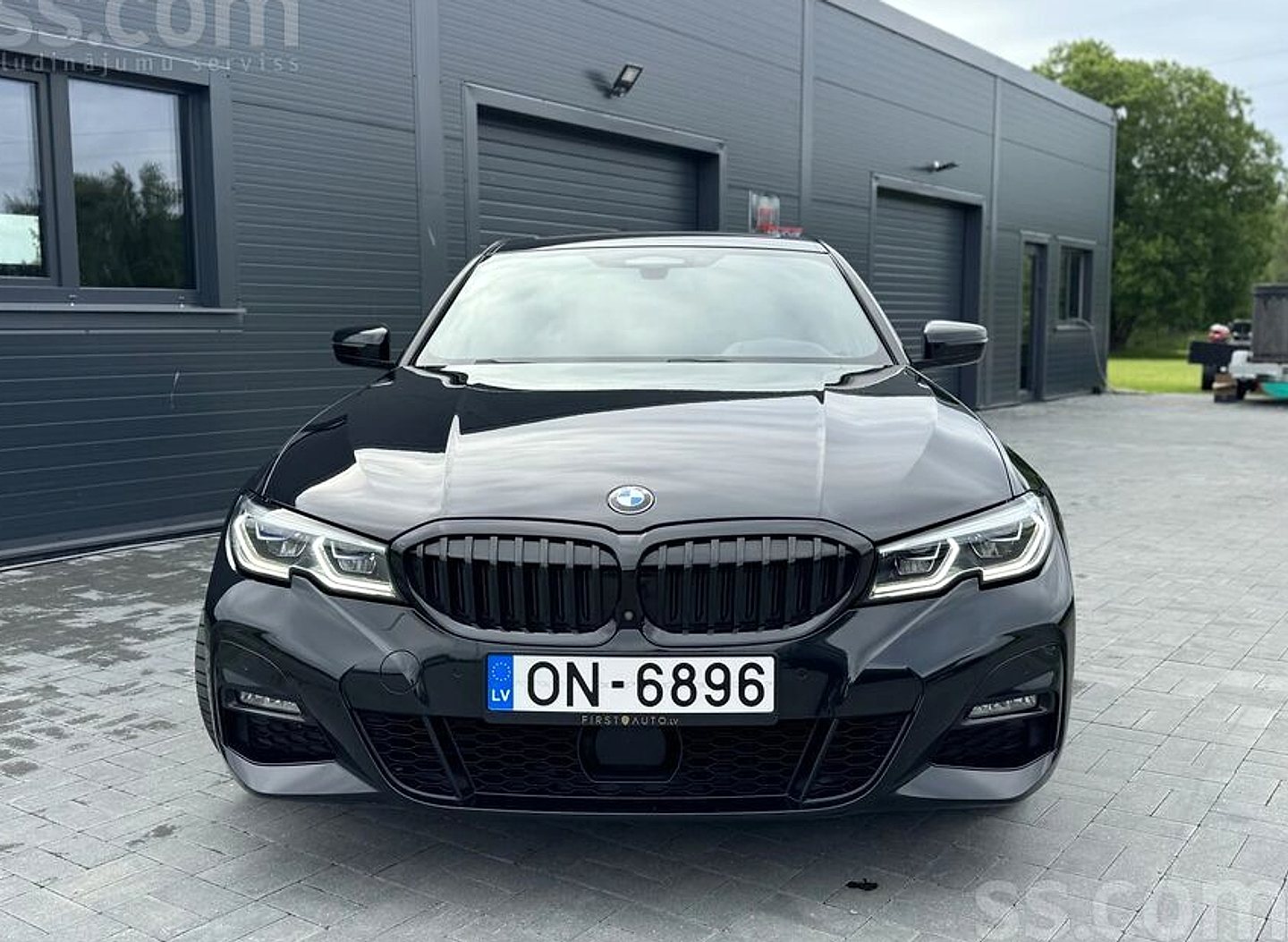 BMW 330 — foto 2
