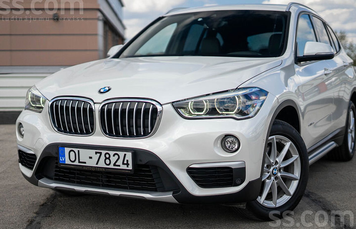 BMW X1 — foto 2