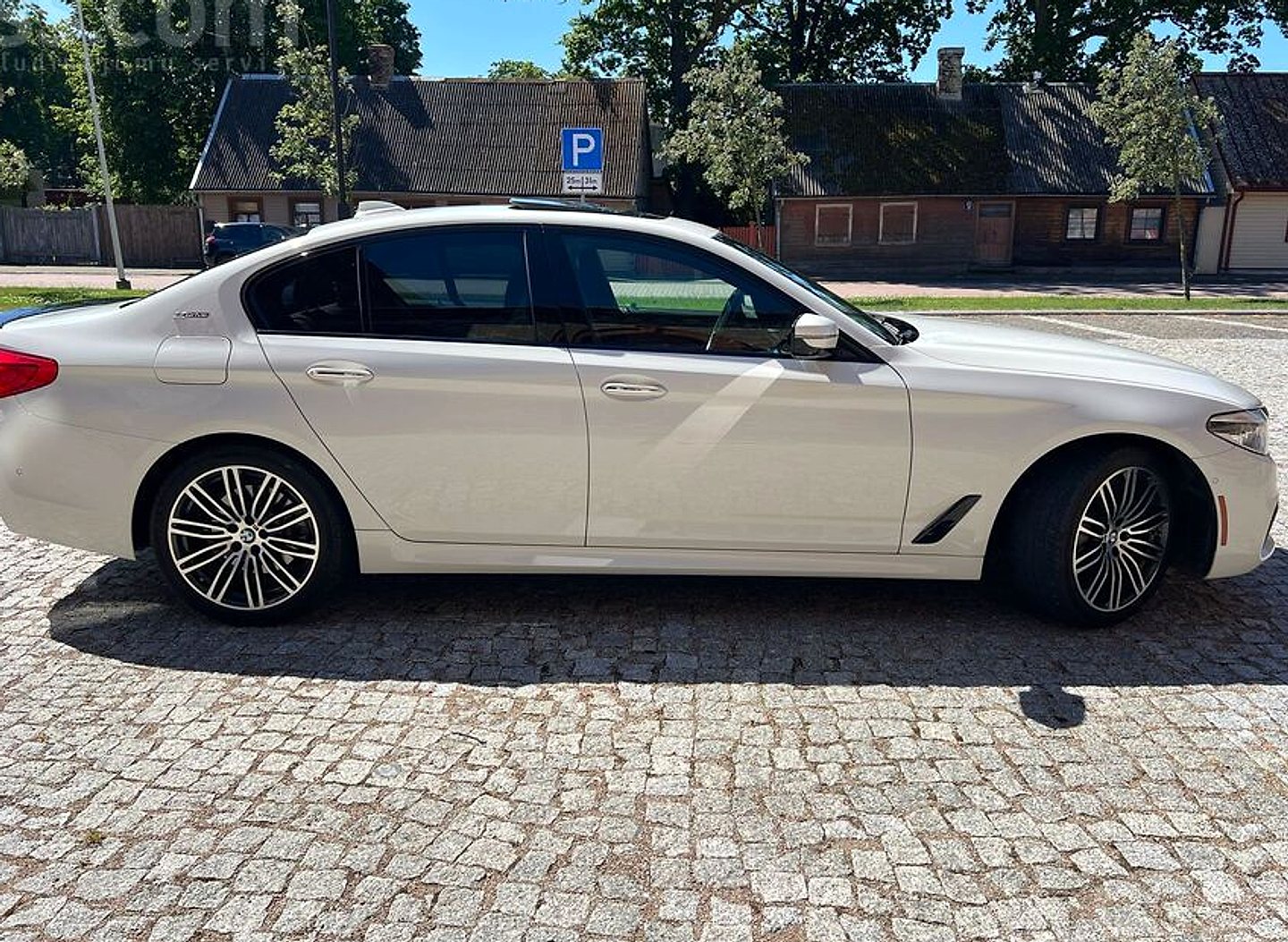 BMW 530 — foto 2