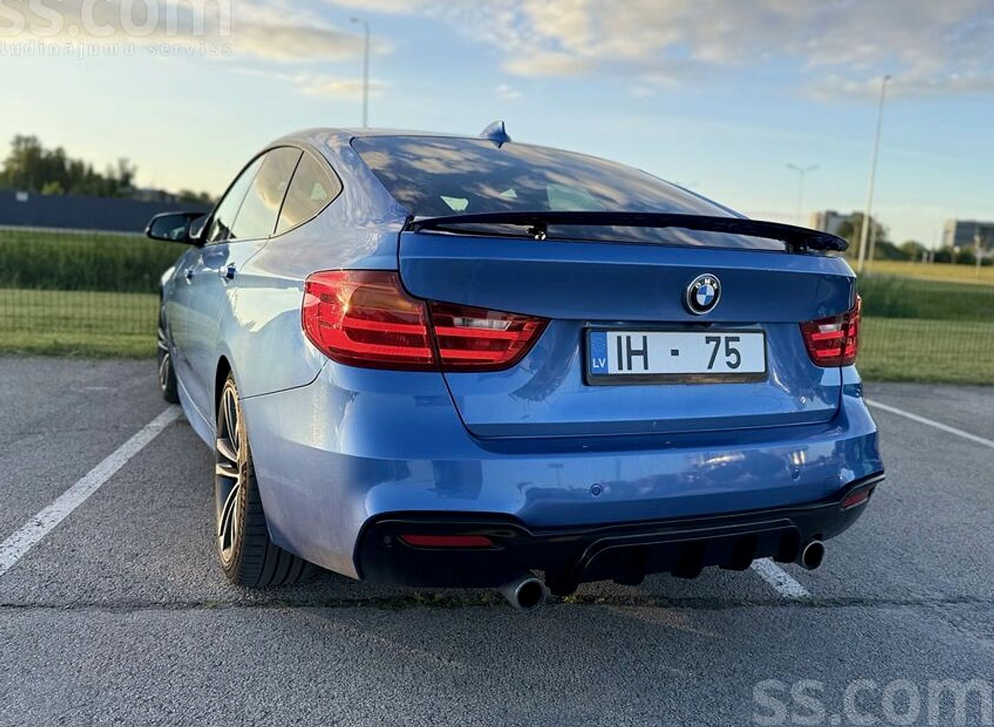 BMW 335 — foto 4