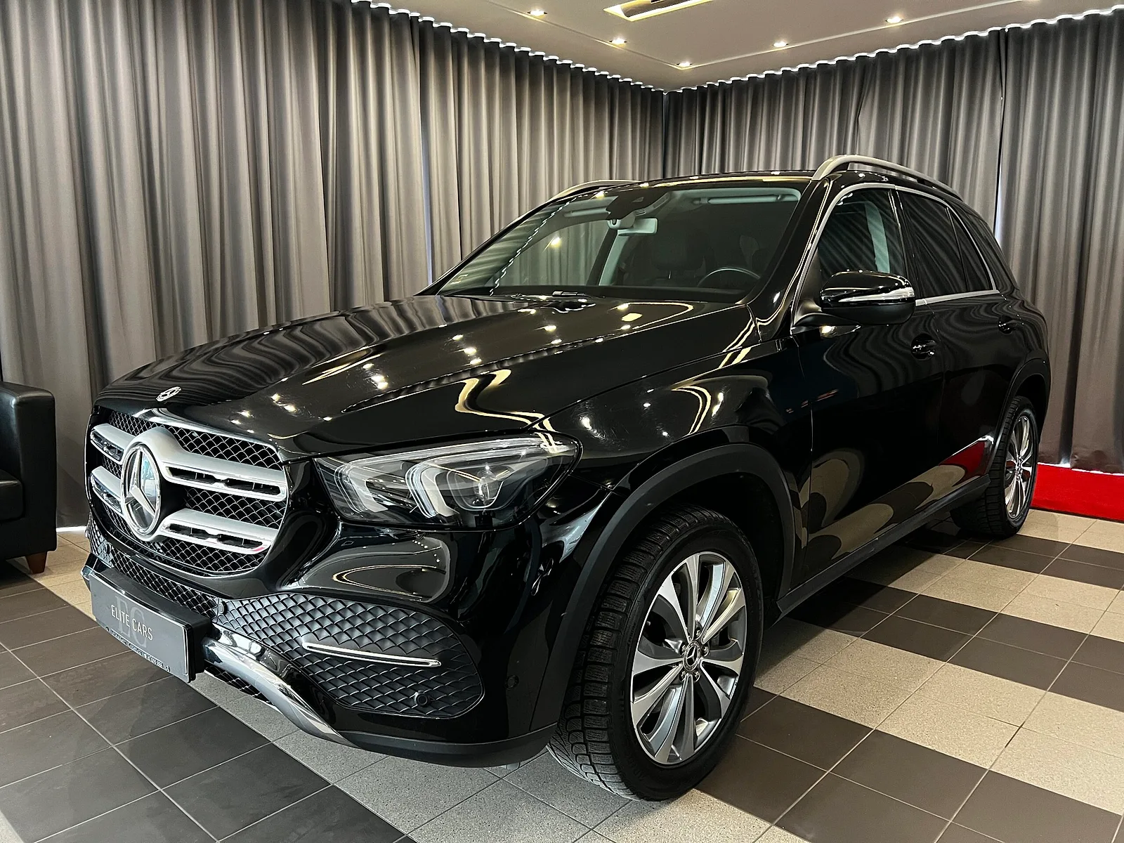 Mercedes-Benz GLE 300D 4Matic, 2020. gads