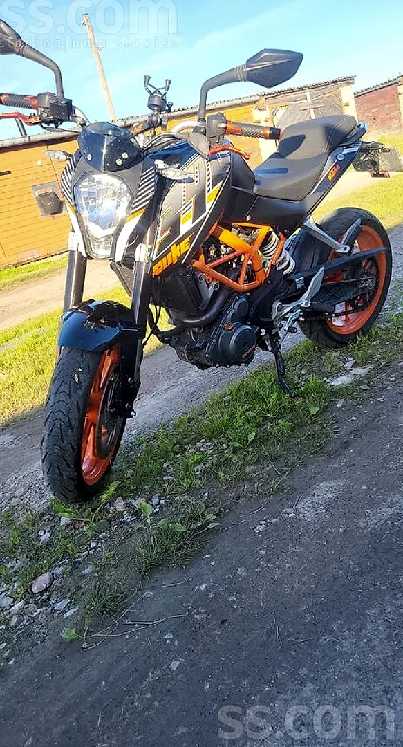 KTM Duke, 2016. gads