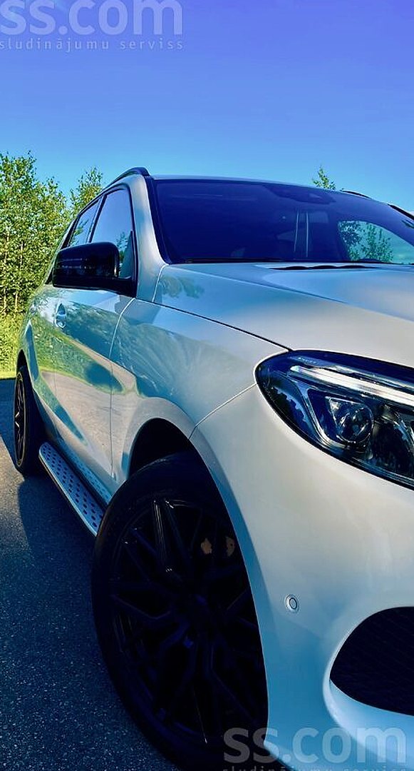 Mercedes-Benz GLE 350 — foto 3