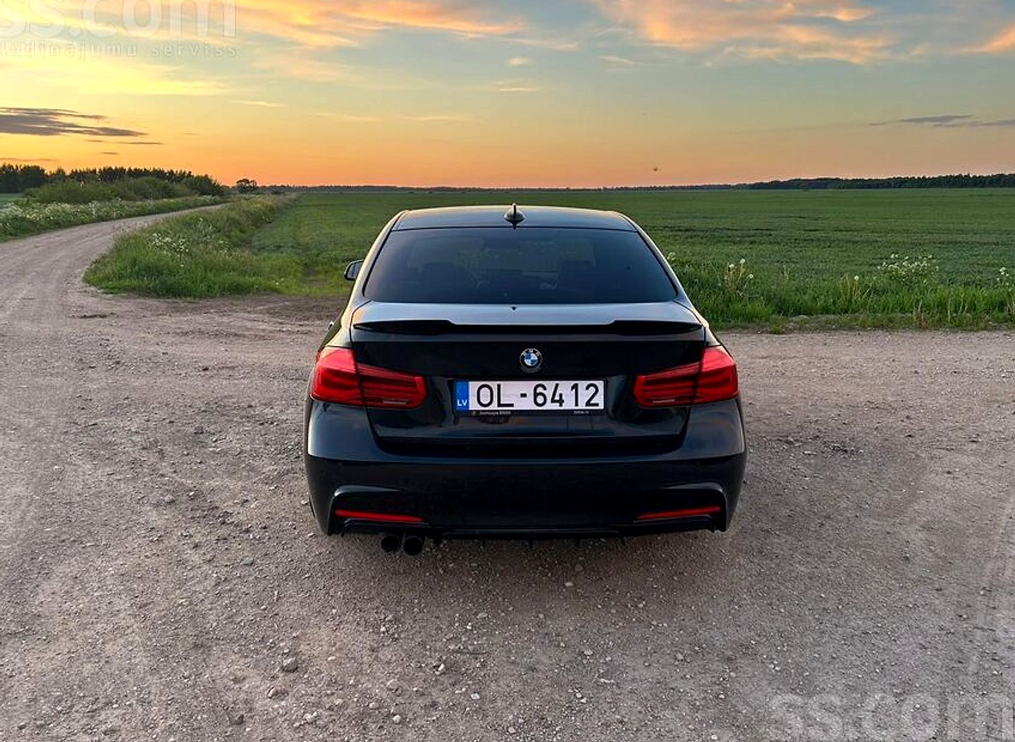 BMW 330 — foto 3