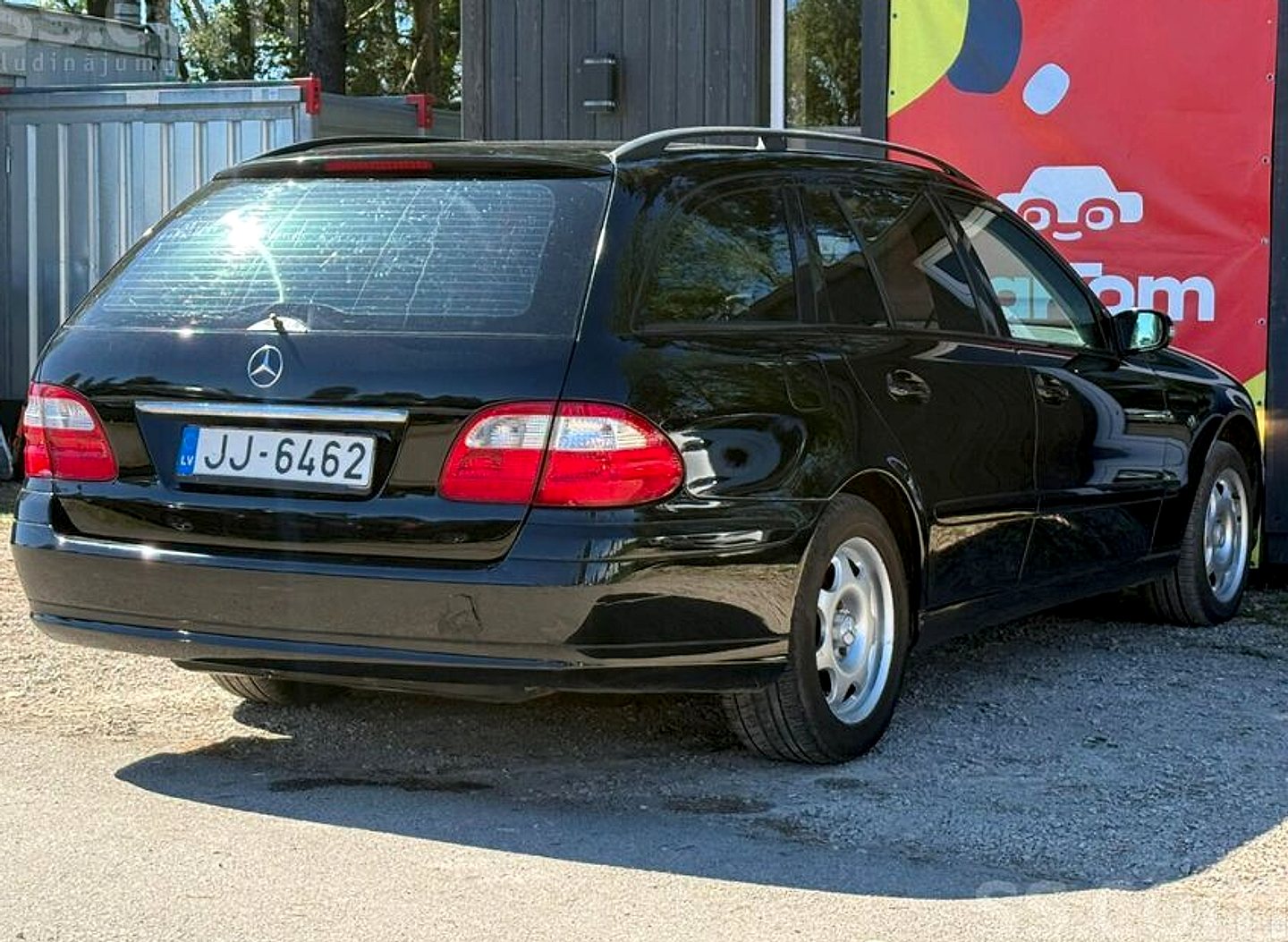Mercedes-Benz E240 — foto 6
