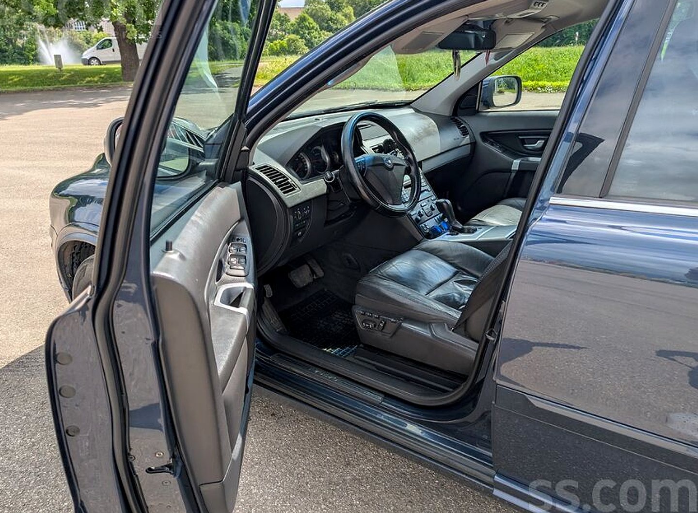 Volvo XC 90 — foto 6