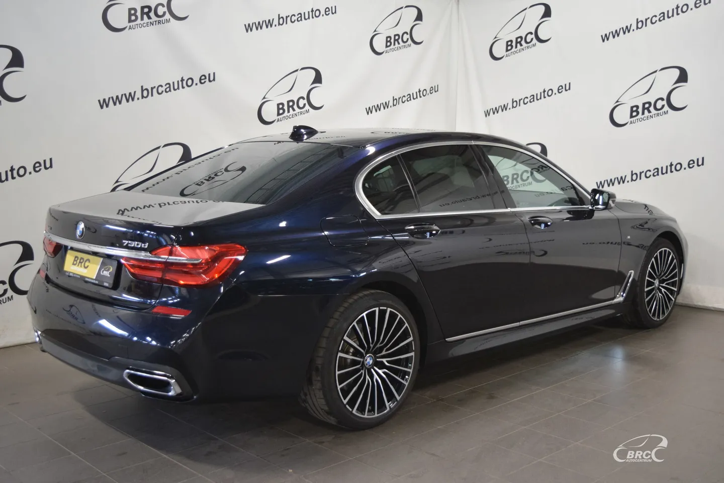 BMW 730, 2018. gads