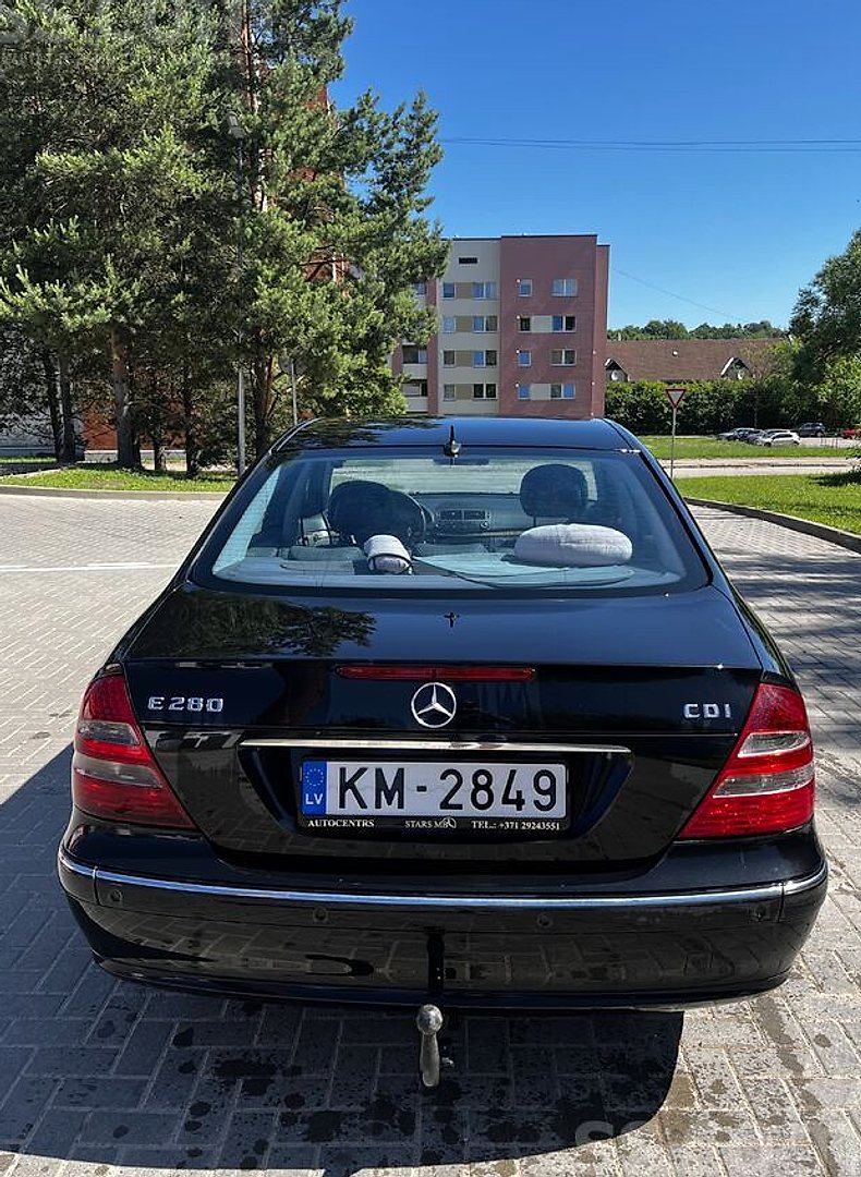 Mercedes-Benz E280 — foto 2