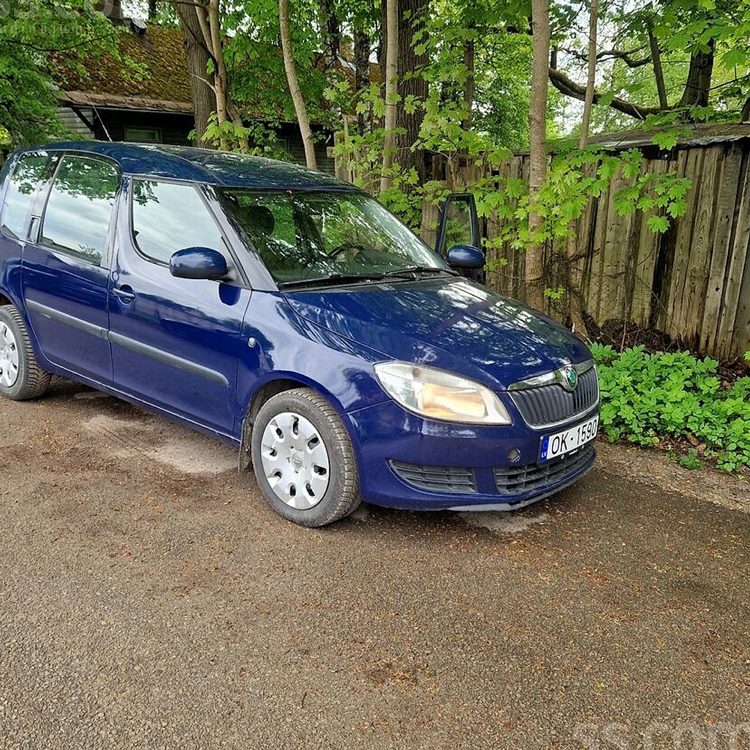 Škoda Roomster — foto 2