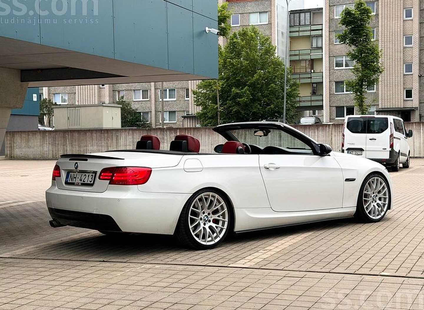 BMW 330 — foto 5