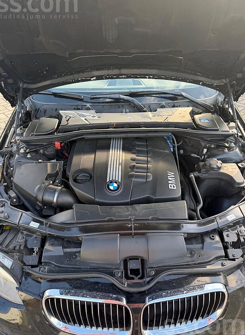 BMW 330 — foto 2