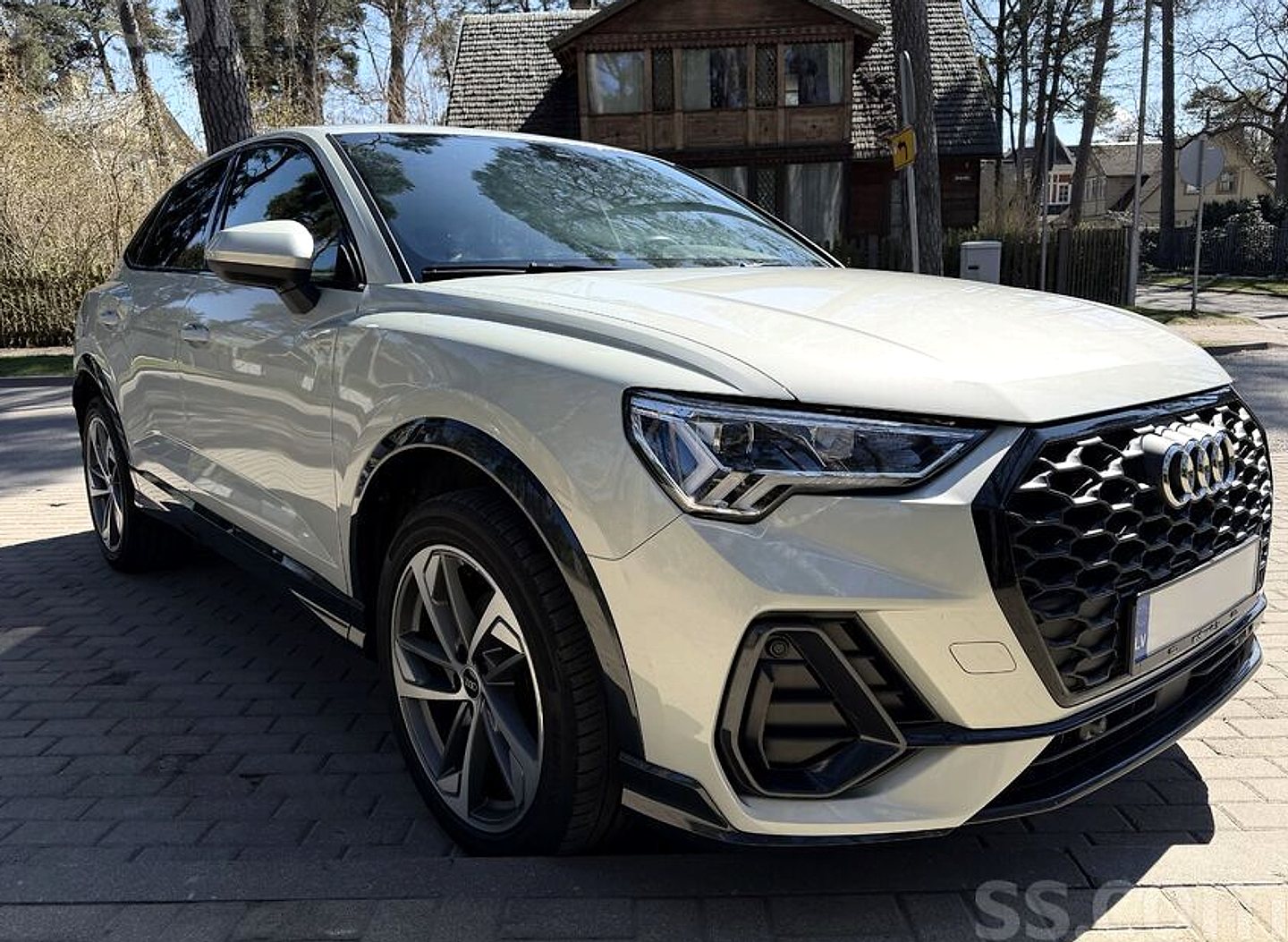 Audi Q3 — foto 2