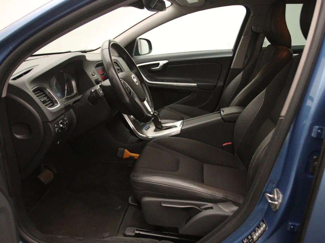 Volvo V60 — foto 5