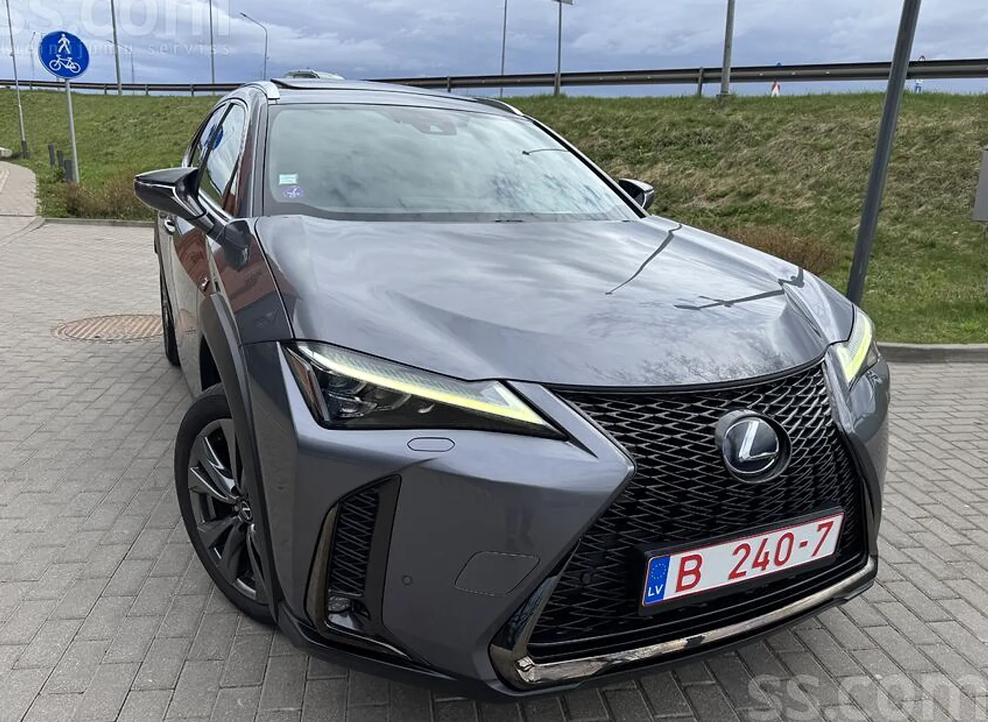 Lexus UX, 2019. gads