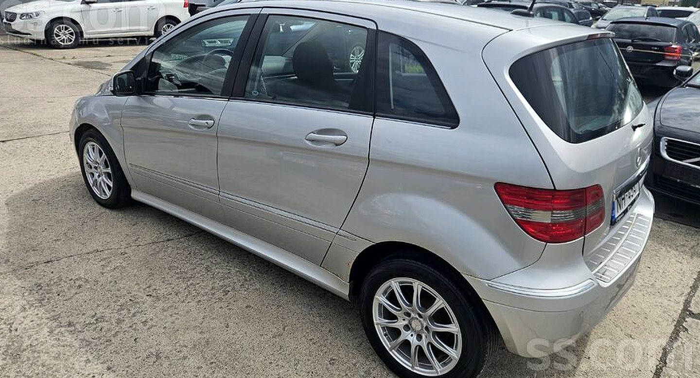 Mercedes-Benz B180 — foto 4