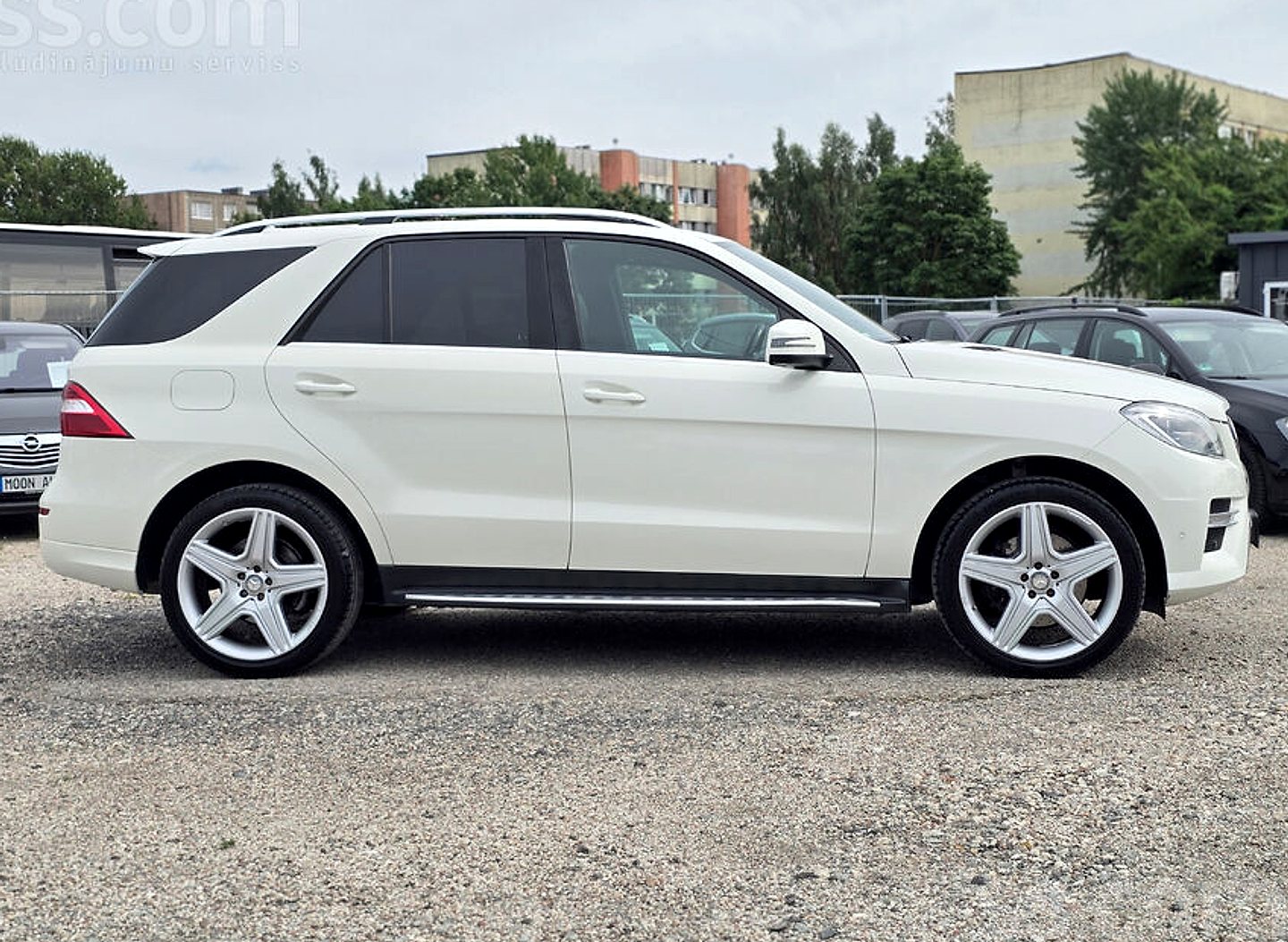 Mercedes-Benz ML350 — foto 5