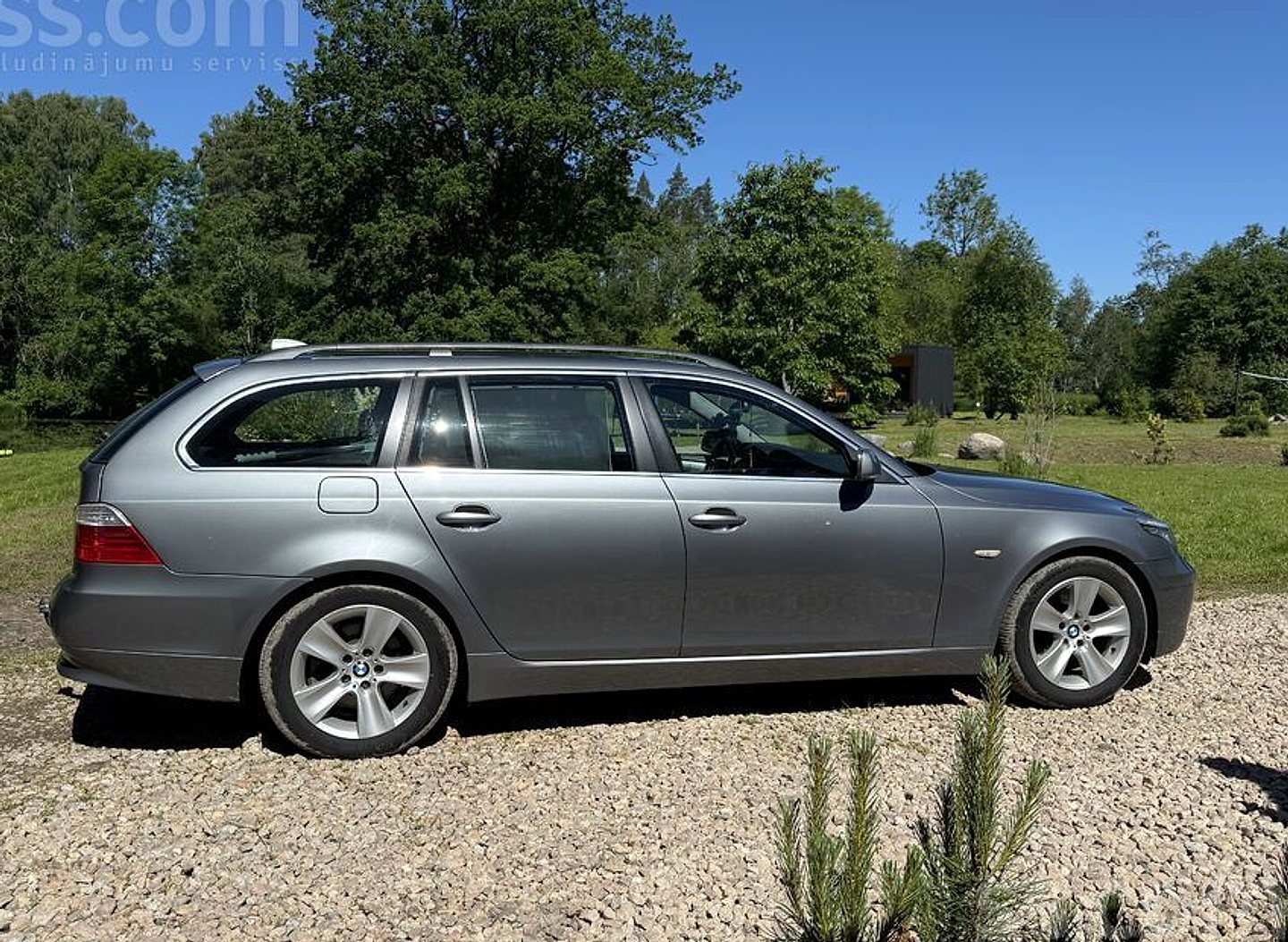 BMW 530 — foto 3