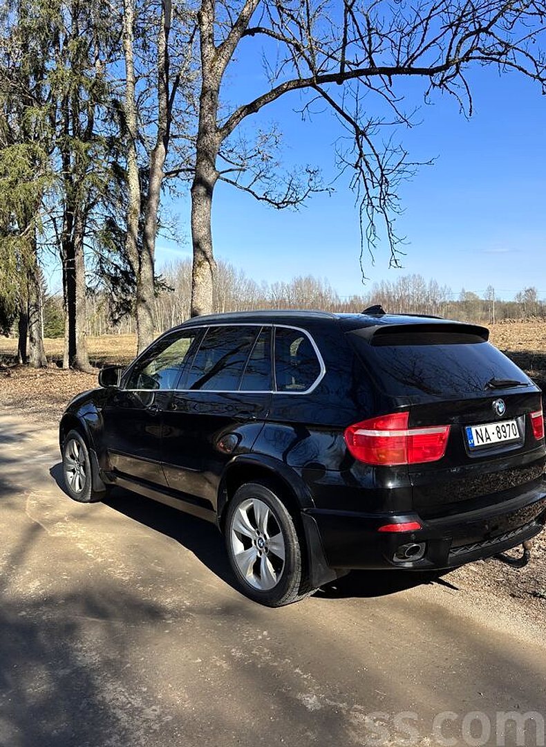 BMW X5 — foto 2