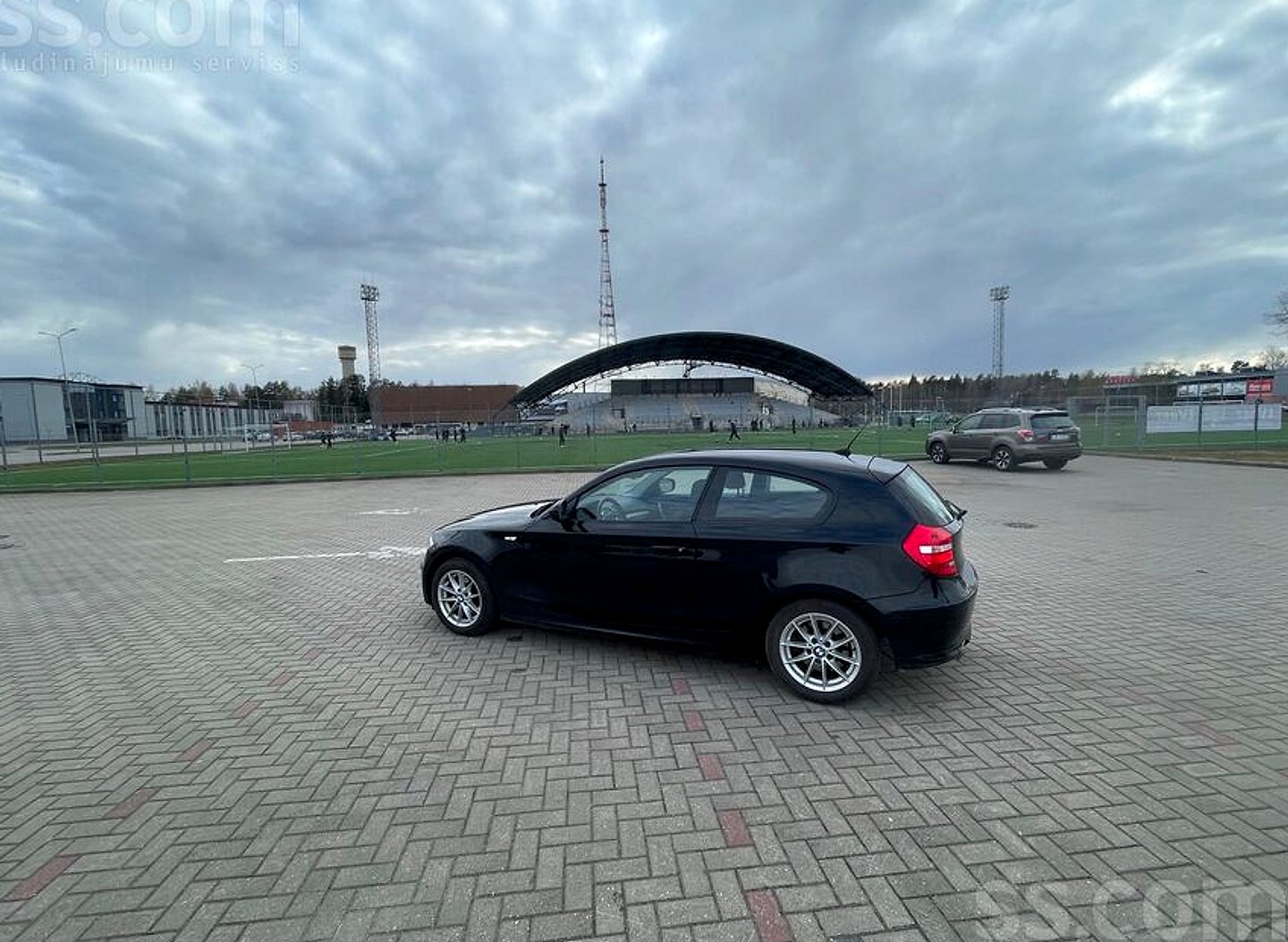 BMW 118 — foto 5