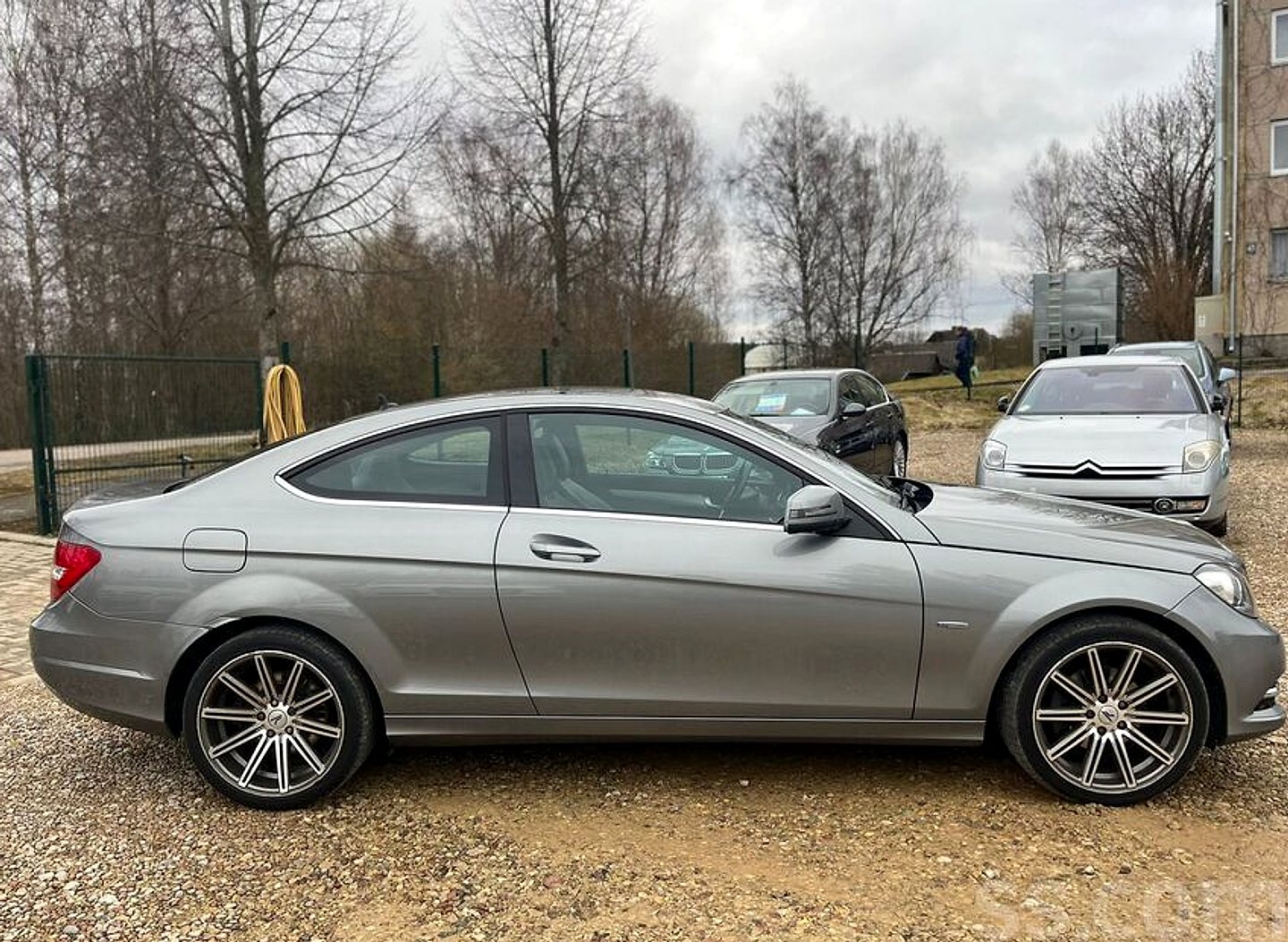 Mercedes-Benz C220 — foto 5