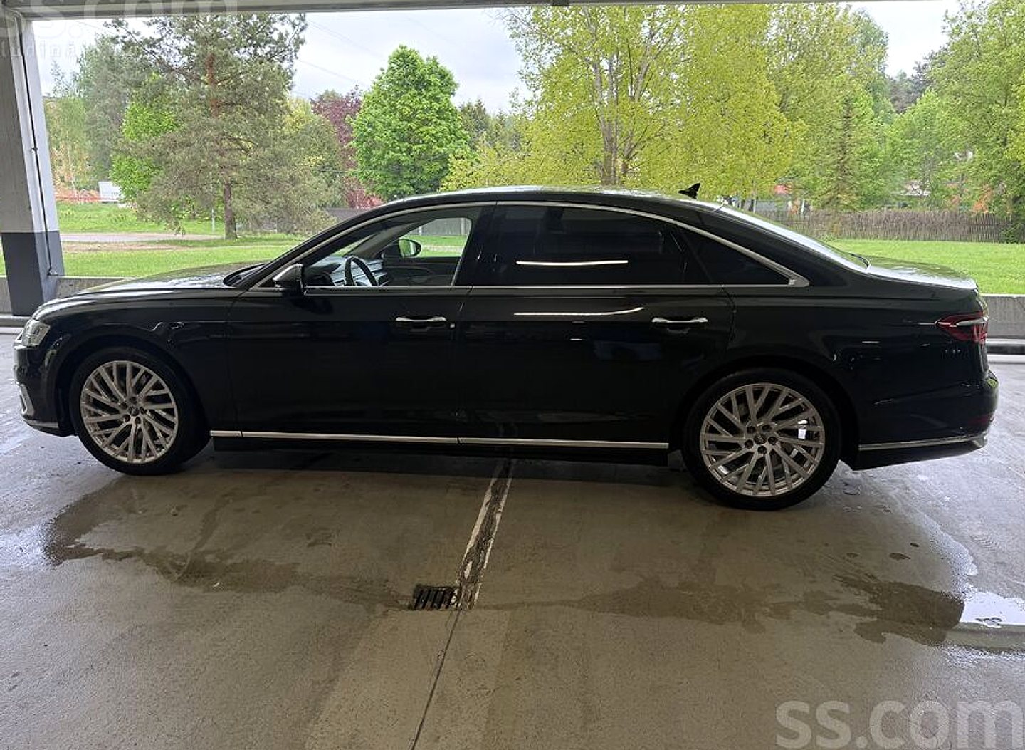 Audi A8 — foto 6