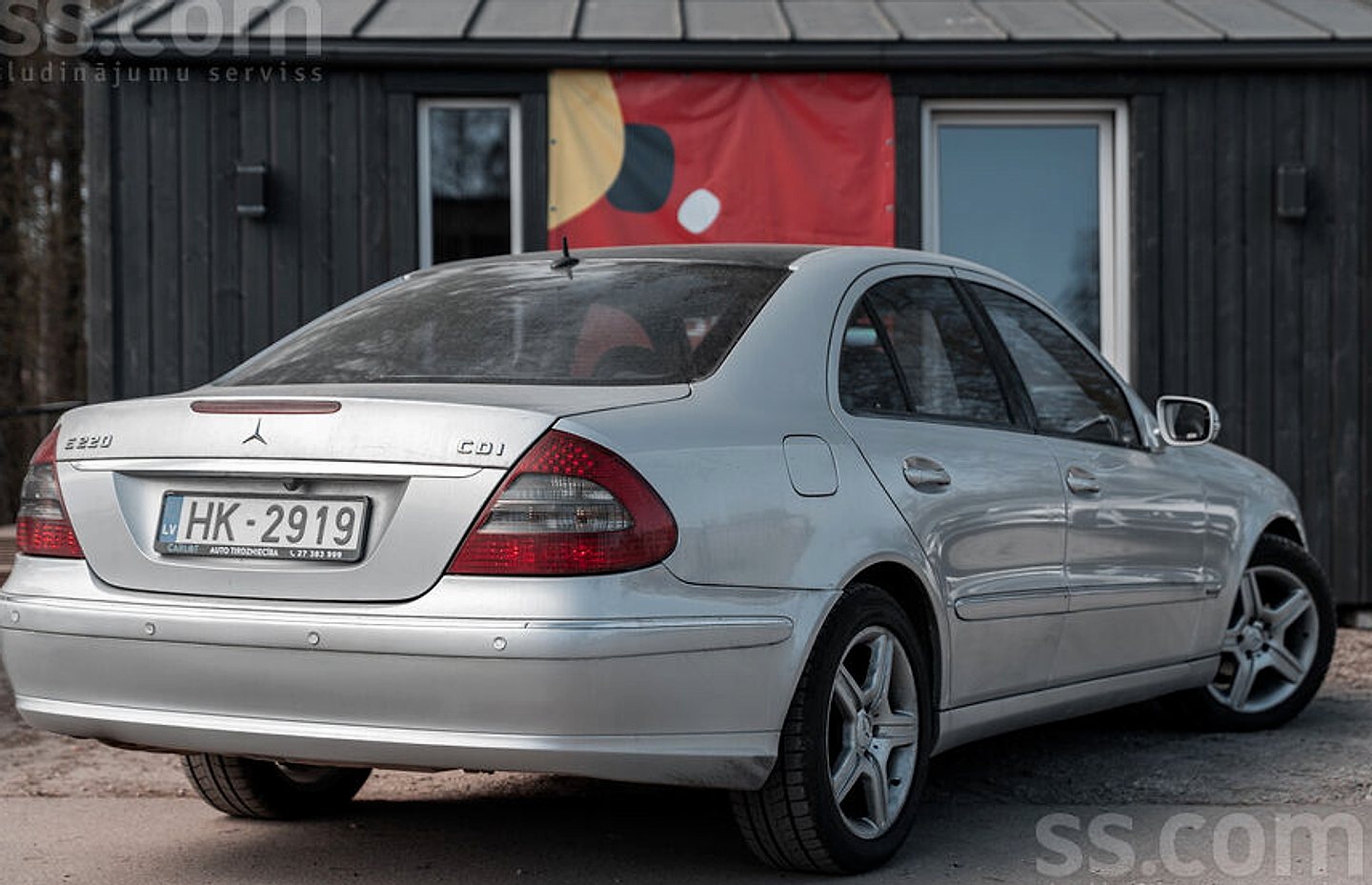 Mercedes-Benz E220 — foto 3