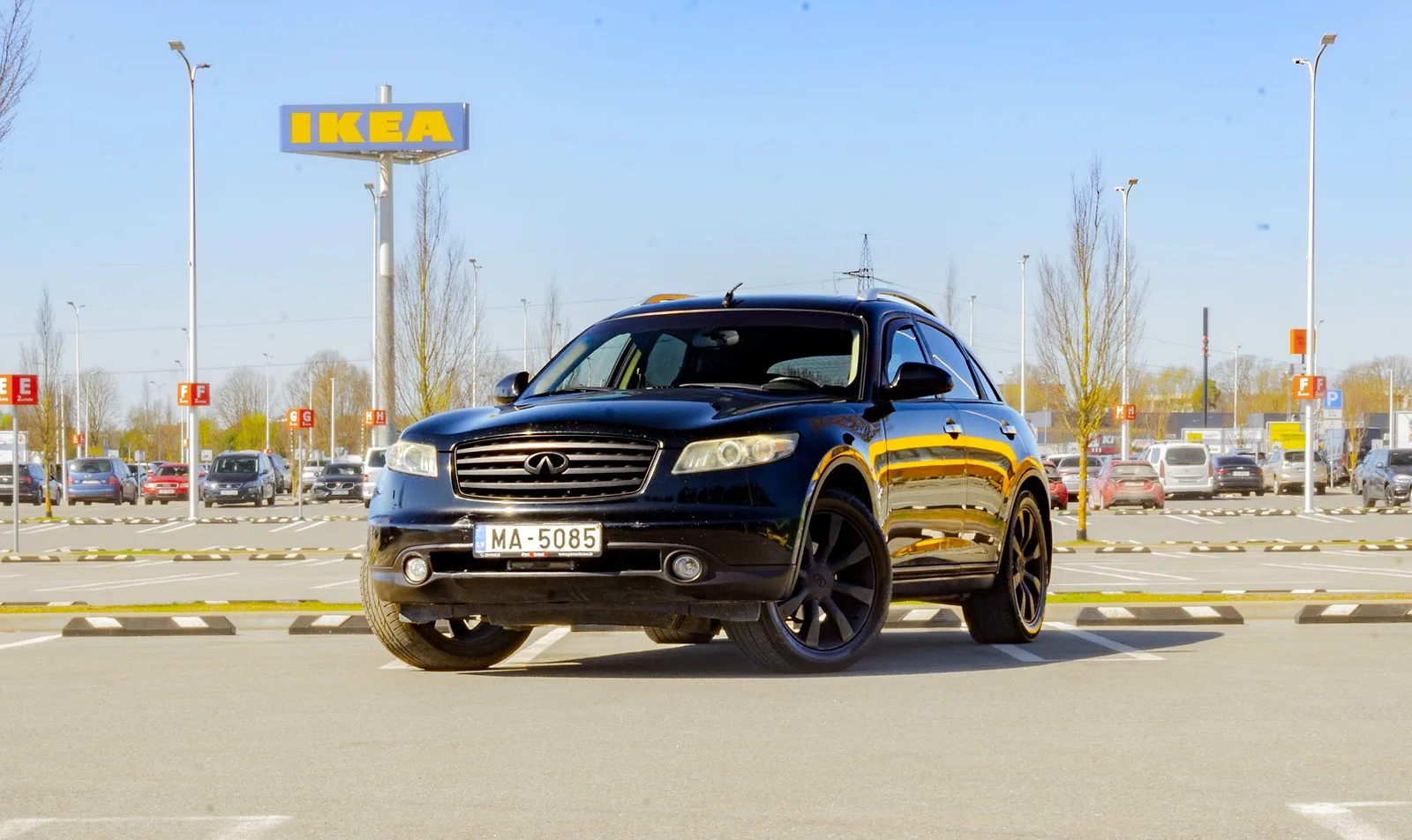 Infiniti FX 35, 2005. gads
