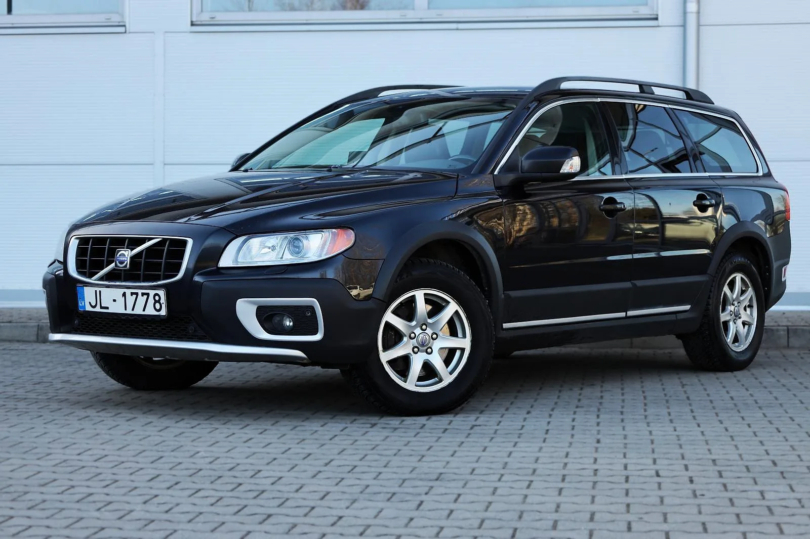 Volvo XC70, 2009. gads