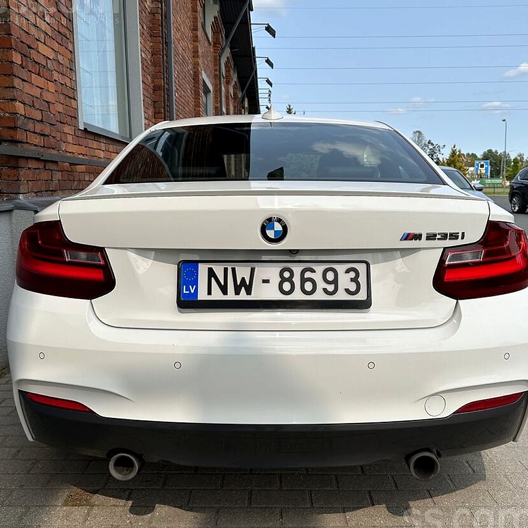 BMW M2 — foto 4