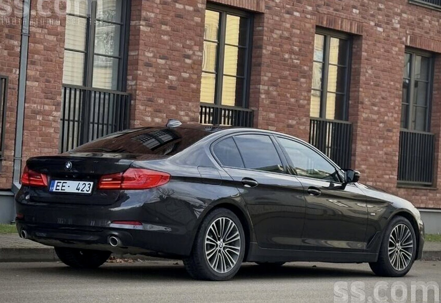 BMW 520 — foto 6