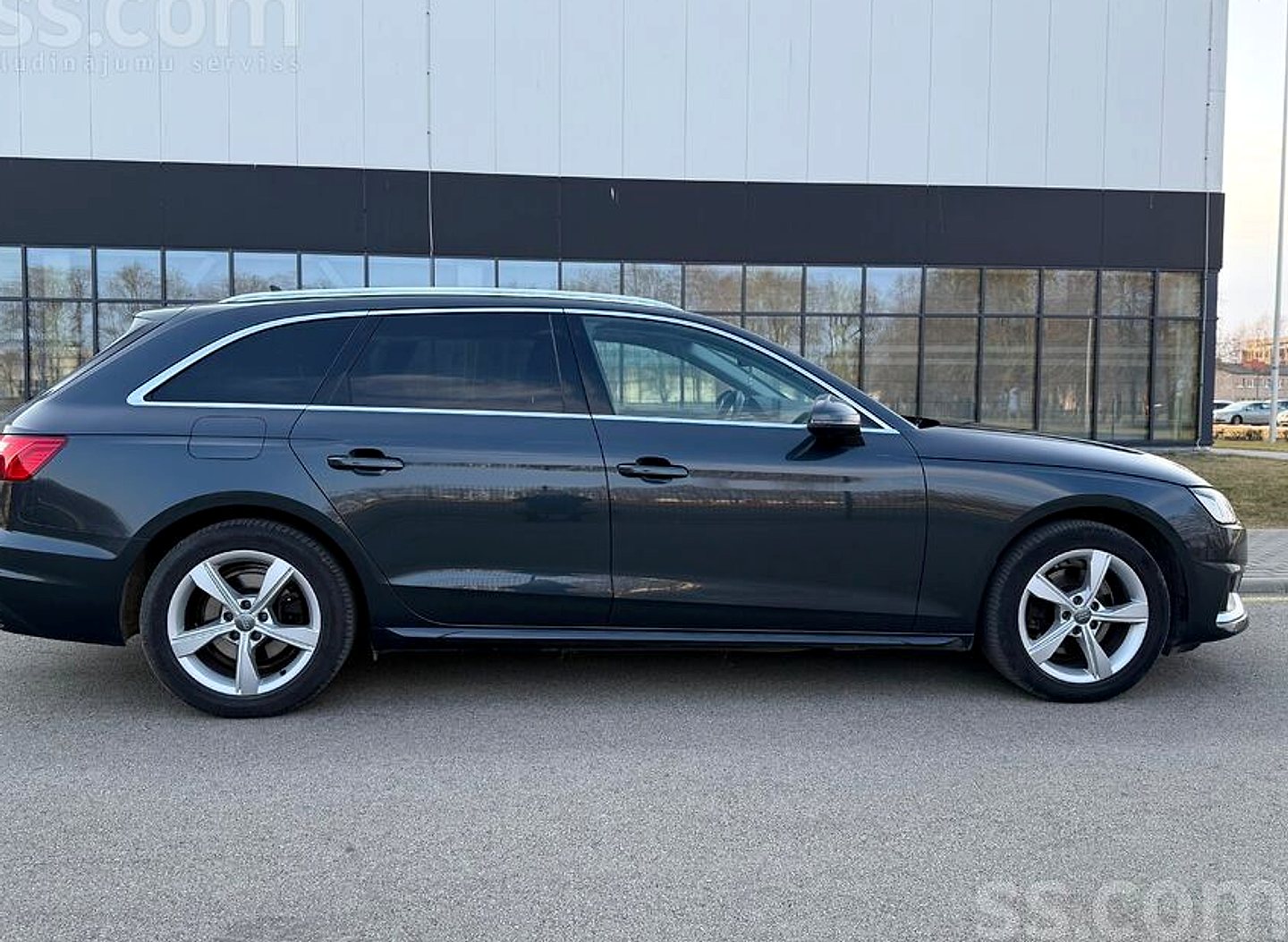 Audi A4 — foto 2