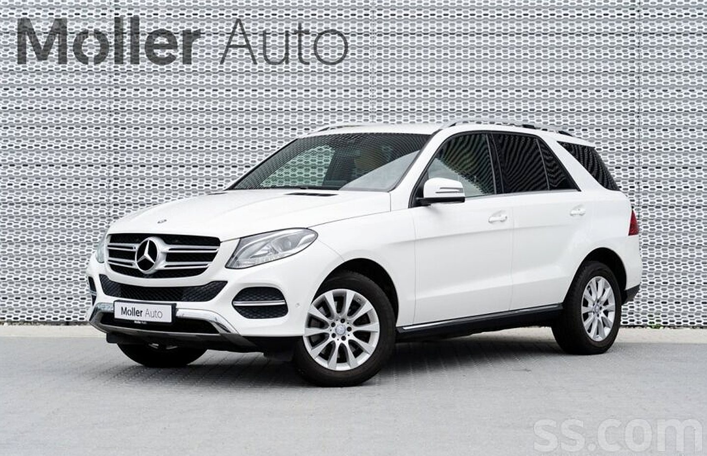 Mercedes-Benz GLE 400, 2017. gads