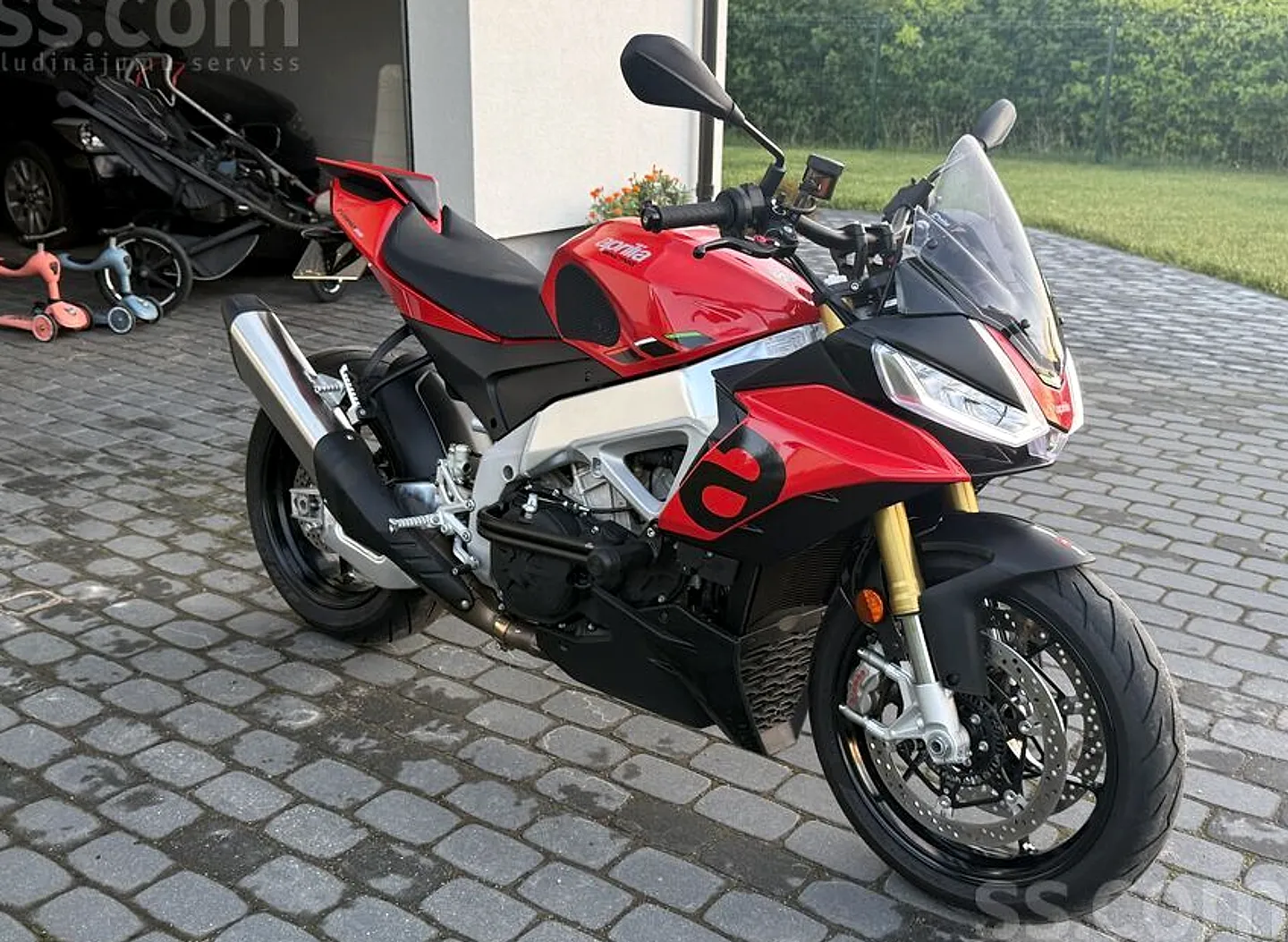 Aprilia Tuono V4, 2024. gads
