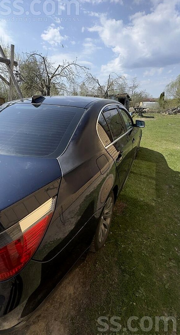 BMW 530 — foto 2