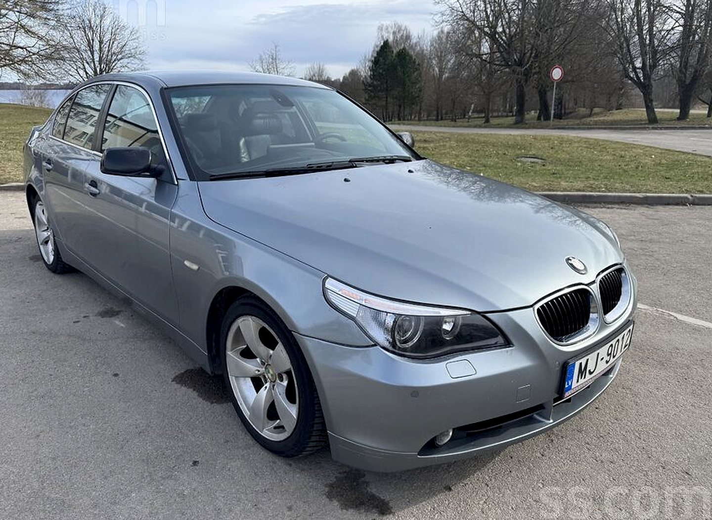 BMW 530 — foto 2