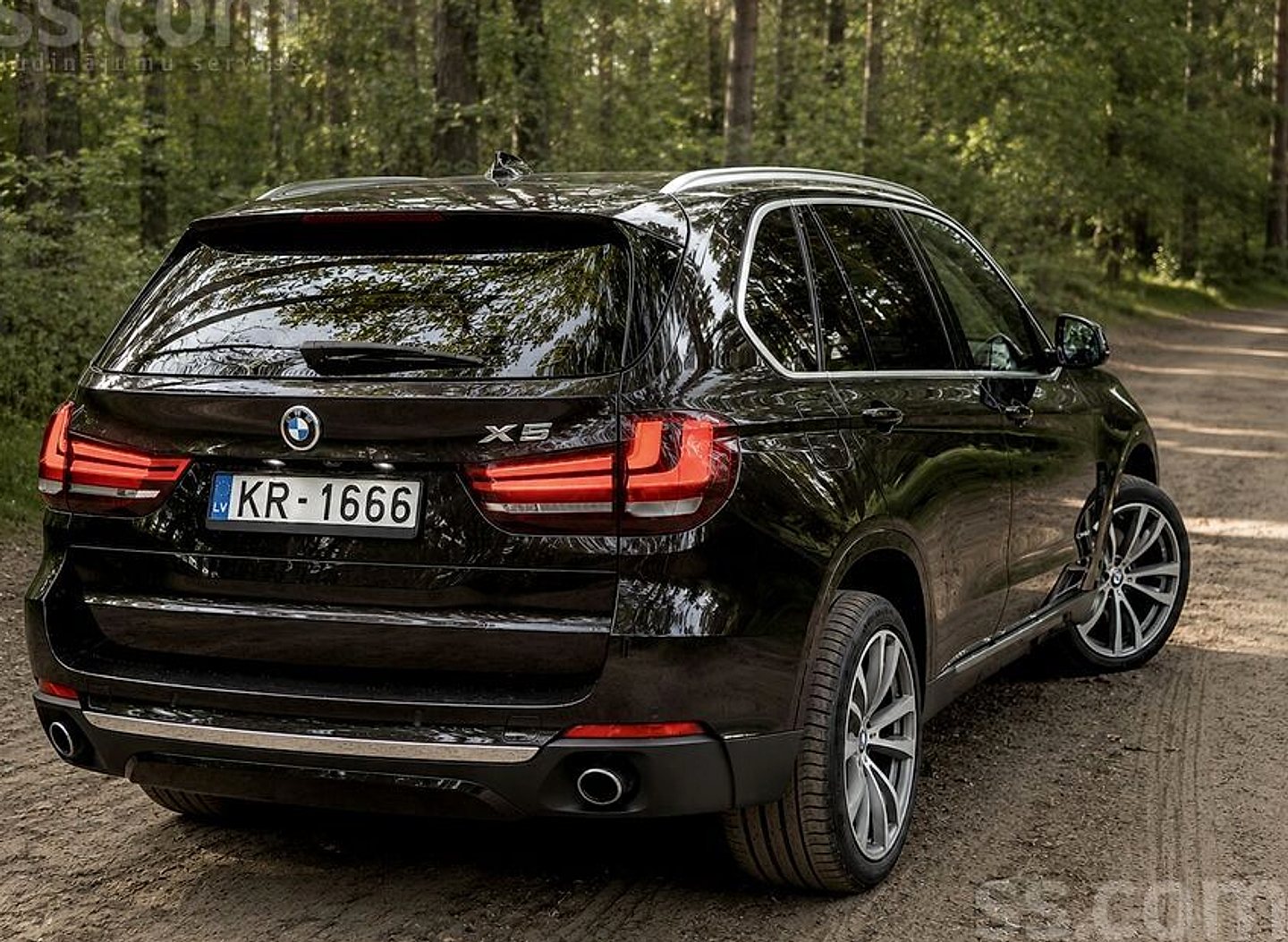 BMW X5 — foto 5
