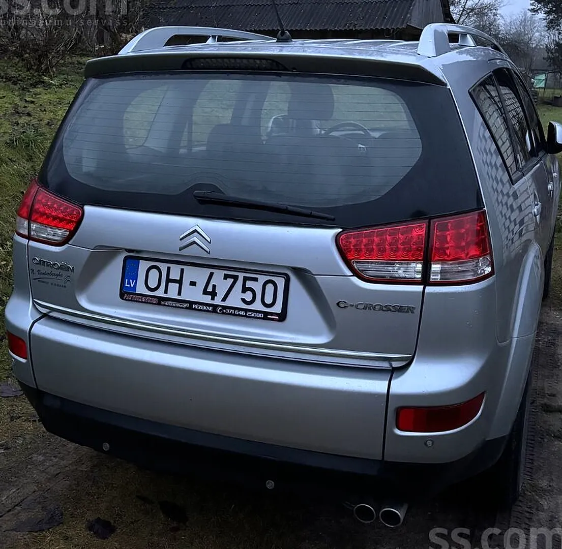 Citroën C-Crosser, 2010. gads