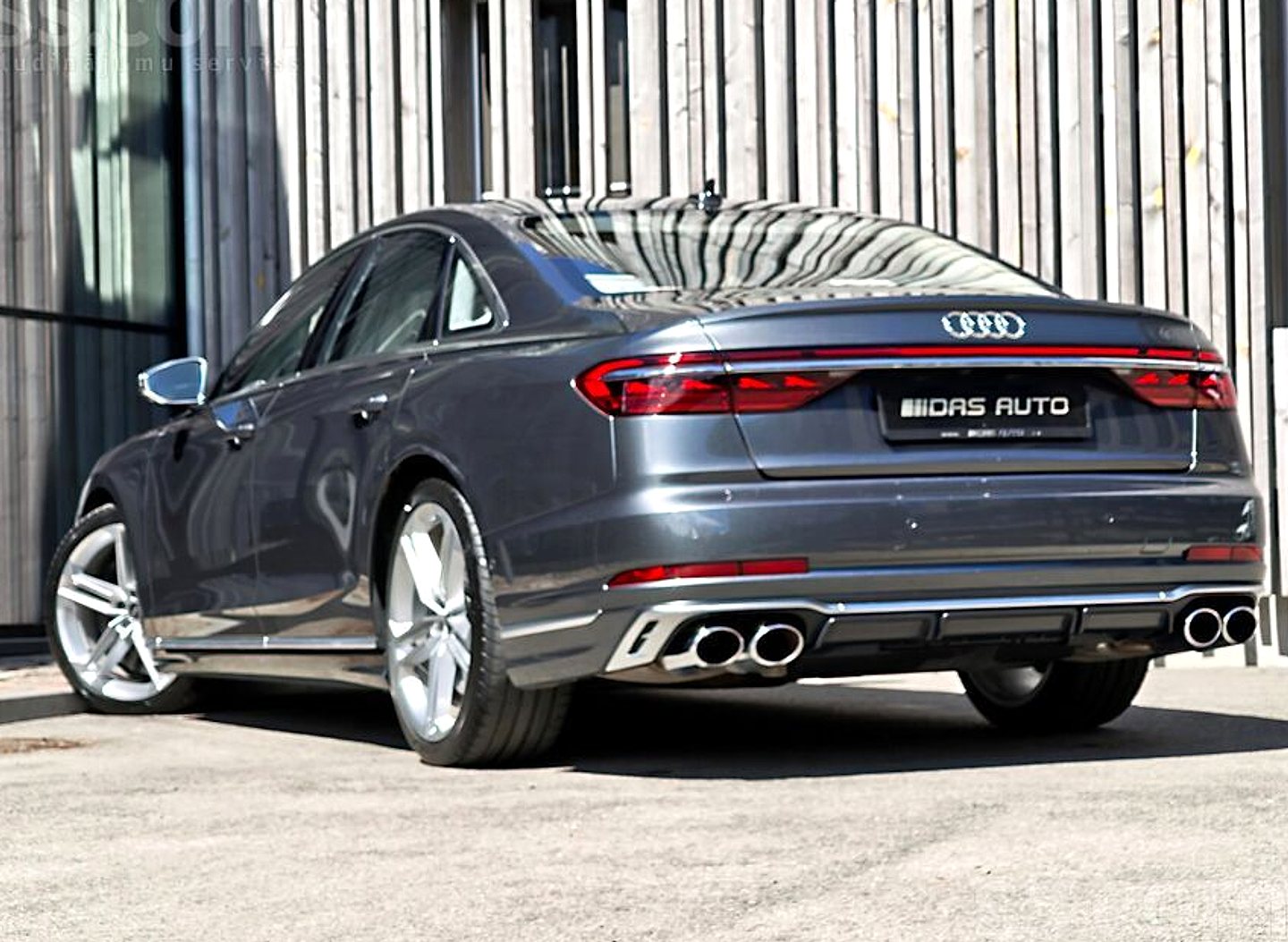 Audi S8 — foto 4
