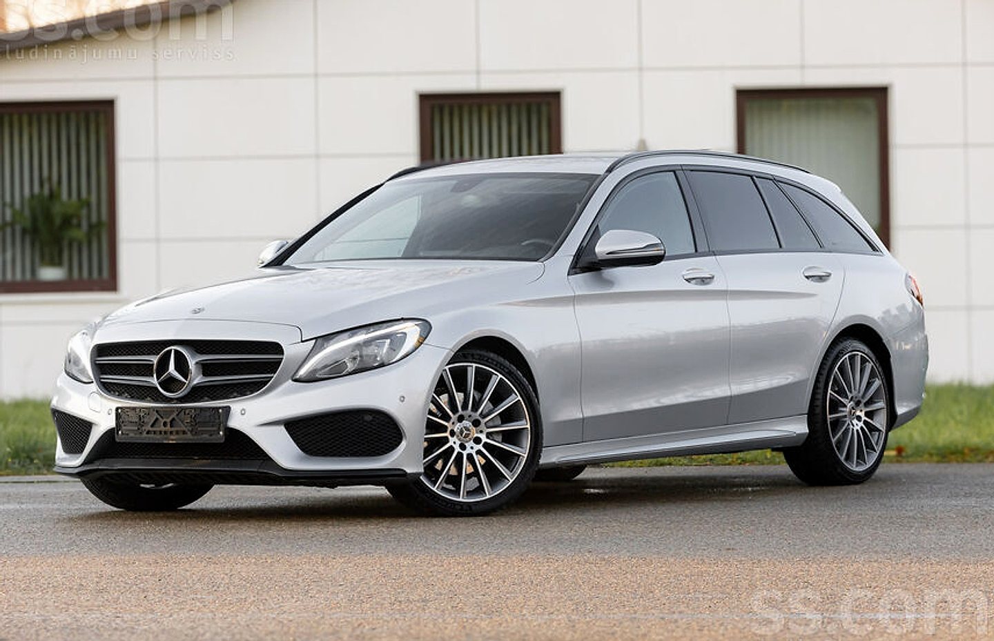 Mercedes-Benz C220 — foto 3