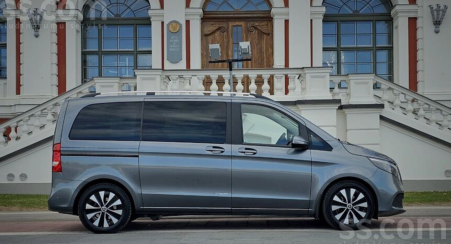 Mercedes-Benz V220 — foto 5