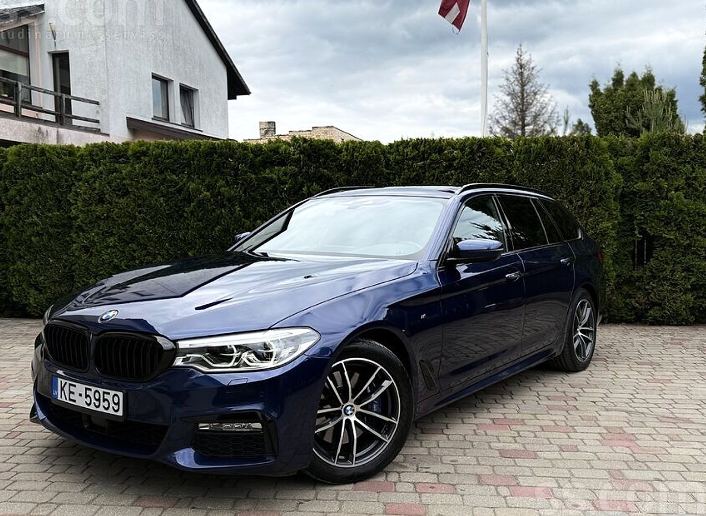 BMW 530 — foto 3