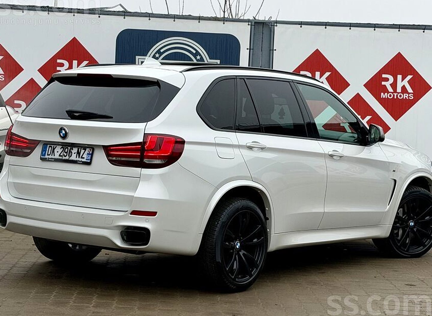 BMW X5 — foto 4