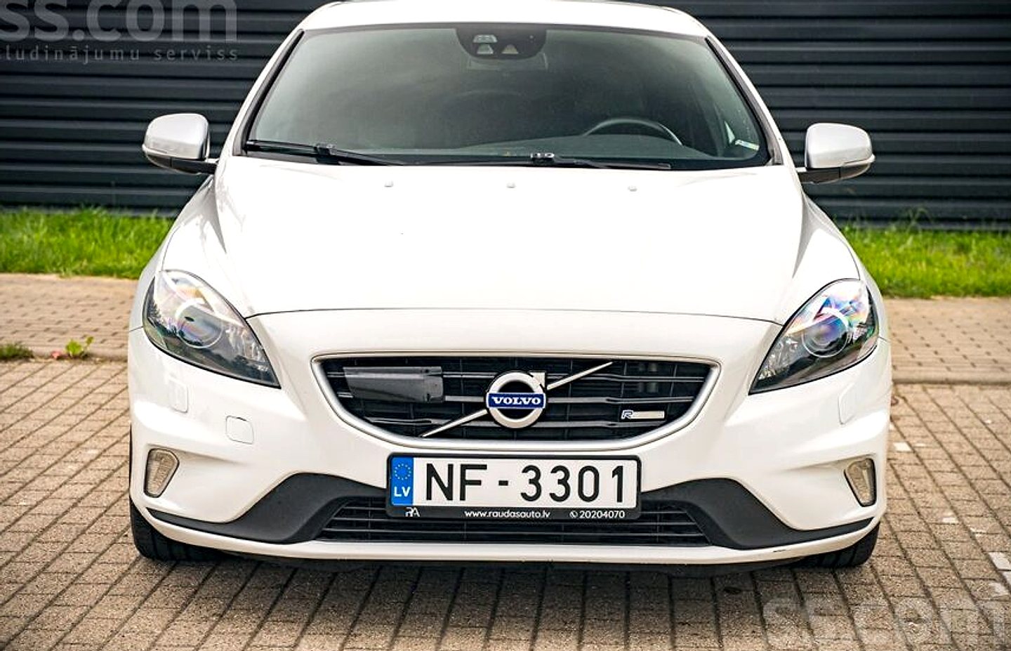 Volvo V40 — foto 2